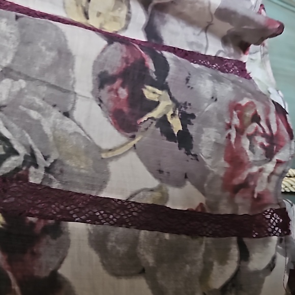 MYSTREE BLOUSE - Picture 5 of 7